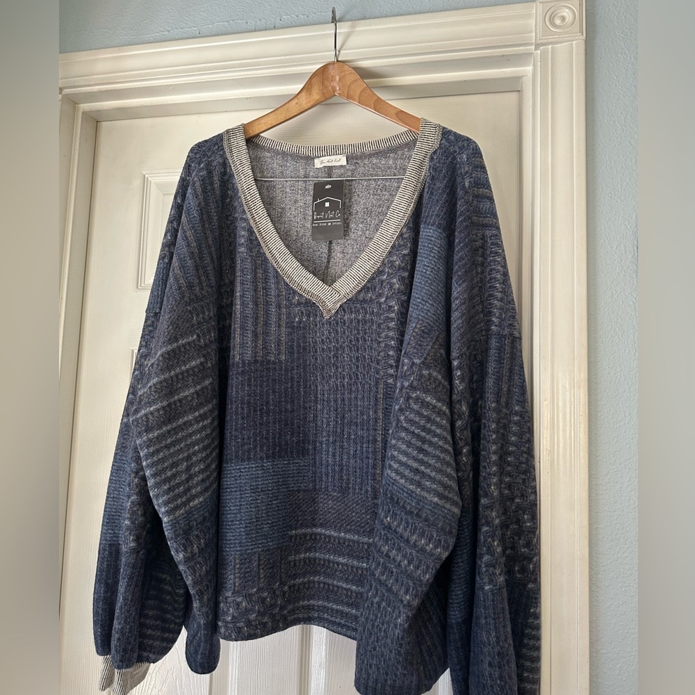 NWT womens size large sweater